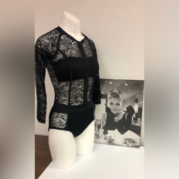 PRODONNA PARI LA BELLE BLACK LACE BODY SUIT IN LONG SLEEVE - Picture 4 of 5